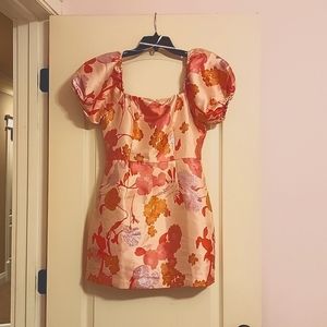 - Lulus So Stunning Floral Dress- size small Homecoming, Wedding Guest